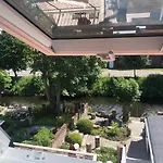 Knuffelkamer Ueber Der Gracht