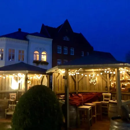 Gaestehaus Kajuete Direkt Am Wasser