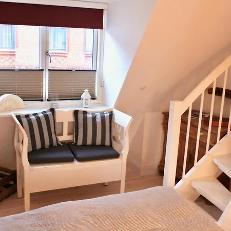 Gaestehaus Kajuete Direkt Am Wasser Lejlighed Frederiksstad