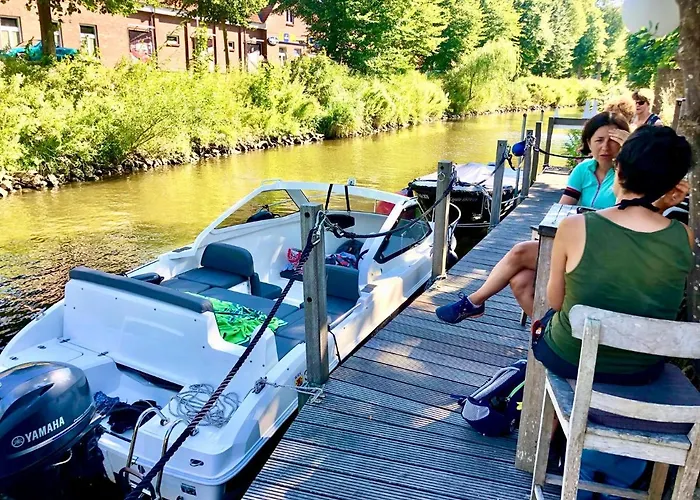Knuffelkamer Ueber Der Gracht * Friedrichstadt